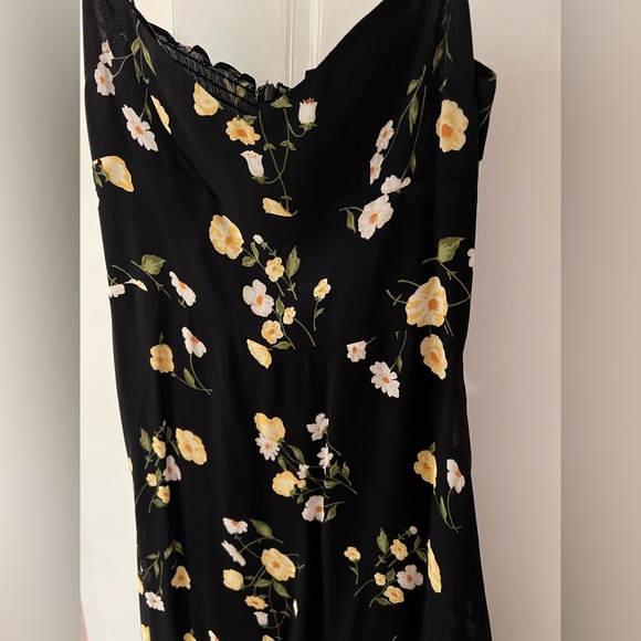 Reformation floral dress - Picture 2 of 4